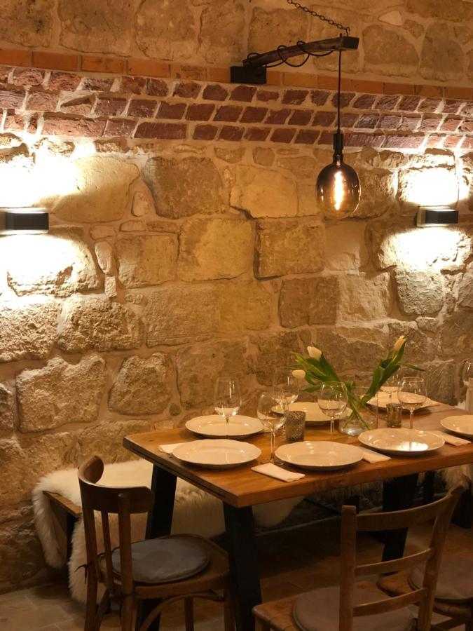 Madarlatta Vendeghaz Hotel Fertorakos Ngoại thất bức ảnh
